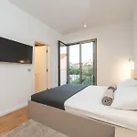 아파트 Opq