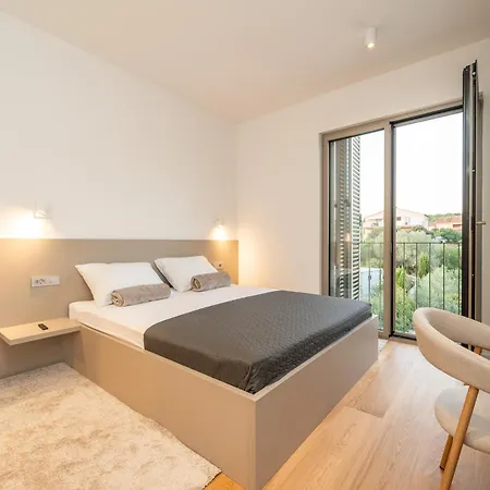 Opq Apartment *