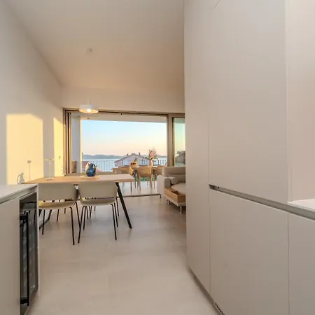 Apartment Opq
